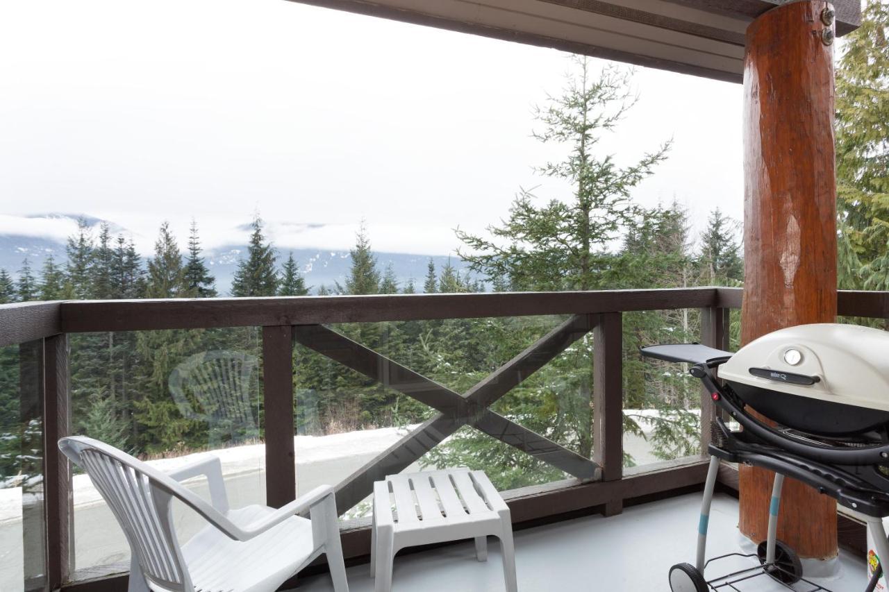 Painted Cliff 11 | Dog Friendly! Ski-In Ski-Out Benchlands Townhome W/ Hot Tub & Fireplace Γουίστλερ Εξωτερικό φωτογραφία